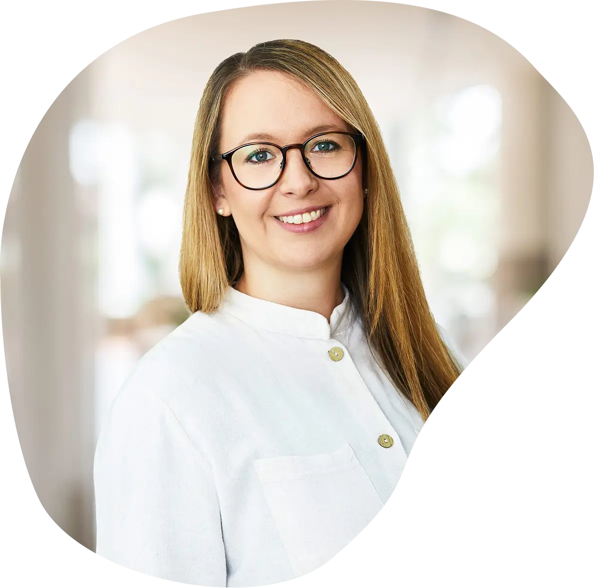 Lena Thomae ist Inhaberin der Ergotherapie Praxis Lernwerk und Ihre Ansprechpartnerin in Hamburg Wandsbek